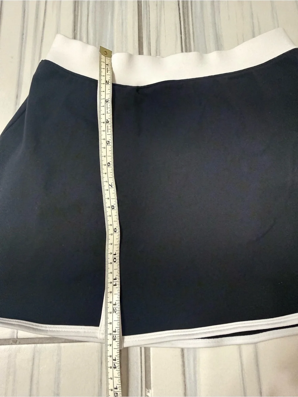 ALO Airbrushed Streamline skirt black/white - size small